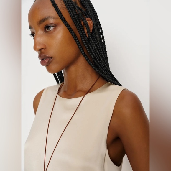 NEW Reformation Jessalyn Lace Silk Crew Neck Mini Dress Almond Ivory | size S - Picture 3 of 12